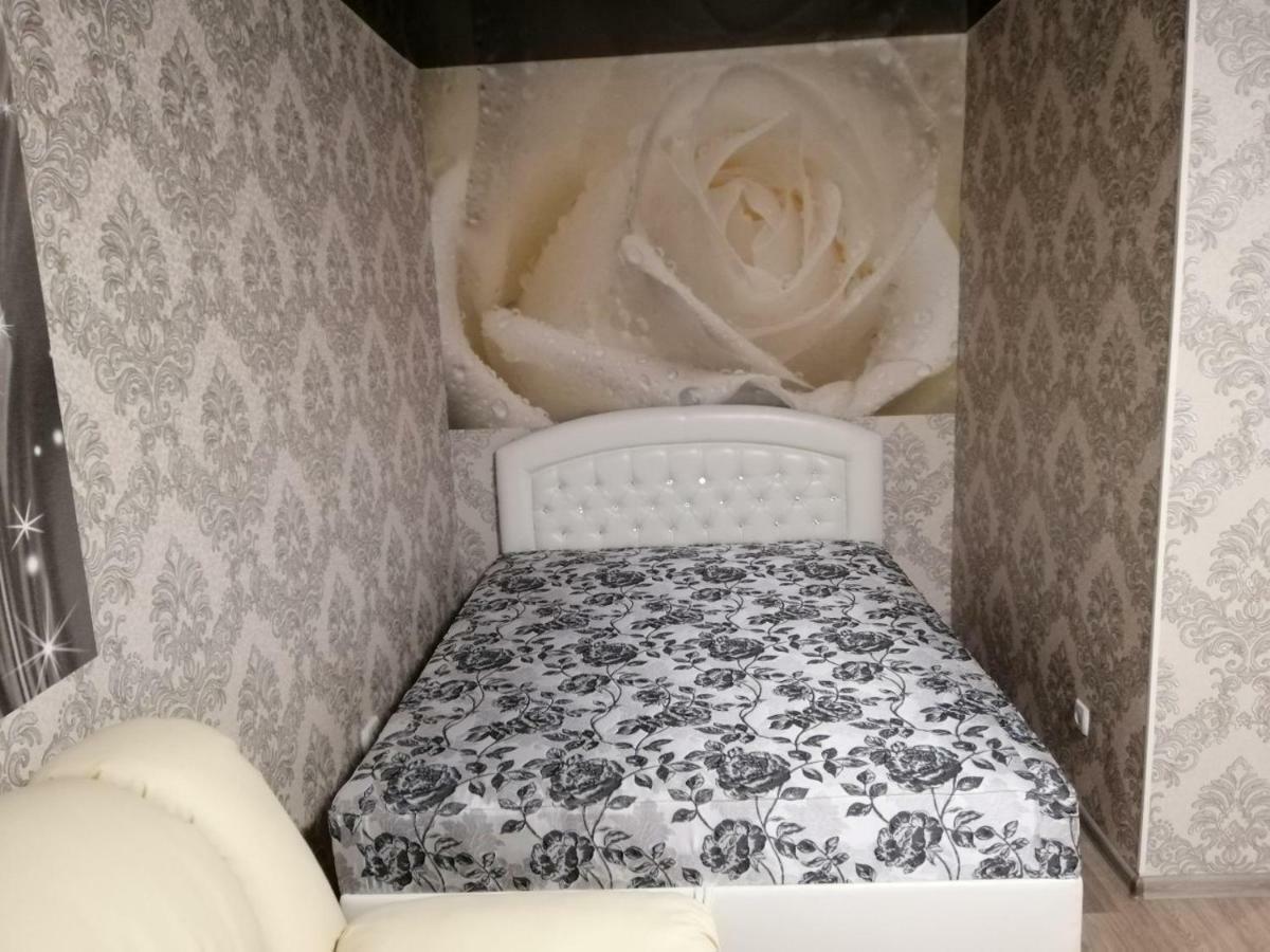Apartment - Pervaya Liteinaya 2 Zaporizhia Kültér fotó